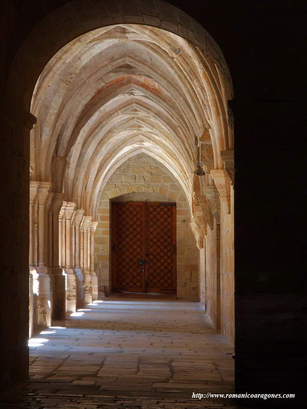 DETALLE DEL CLAUSTRO